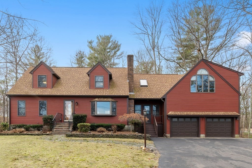 29 Bumpy Lane Methuen, MA 01844 - Photo 1 of 39 Gallery Image 1