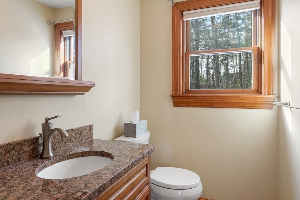 29 Bumpy Lane Methuen, MA 01844 - Photo 17 of 39 Gallery Image 17