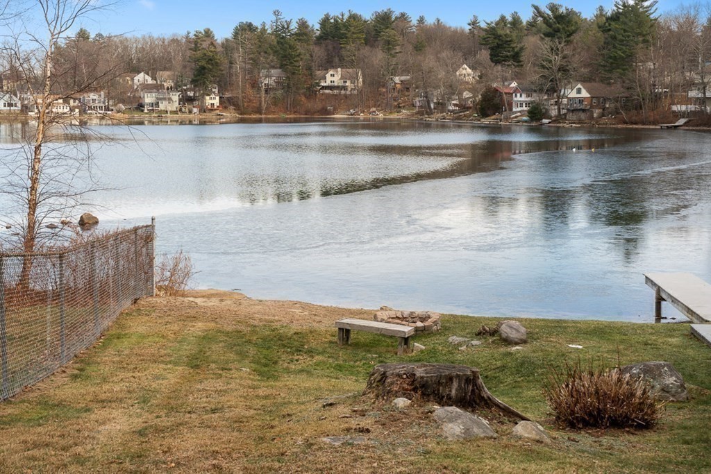29 Bumpy Lane Methuen, MA 01844 - Photo 5 of 39 Gallery Image 5