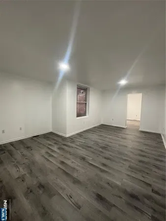 $2,500 | 48 1/2 3rd Street, Newark, NJ 07107