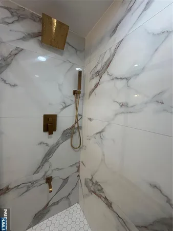 $2,500 | 48 1/2 3rd Street, Newark, NJ 07107