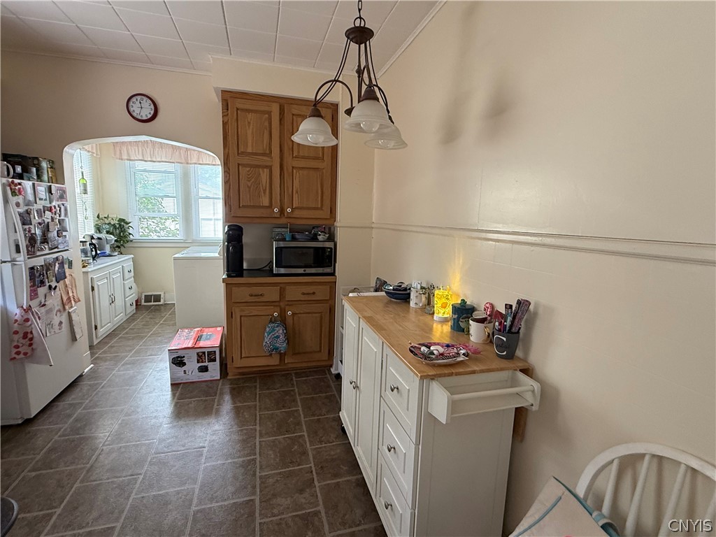 328 Elizabeth Street Oneida, NY 13421 - Photo 14 of 20