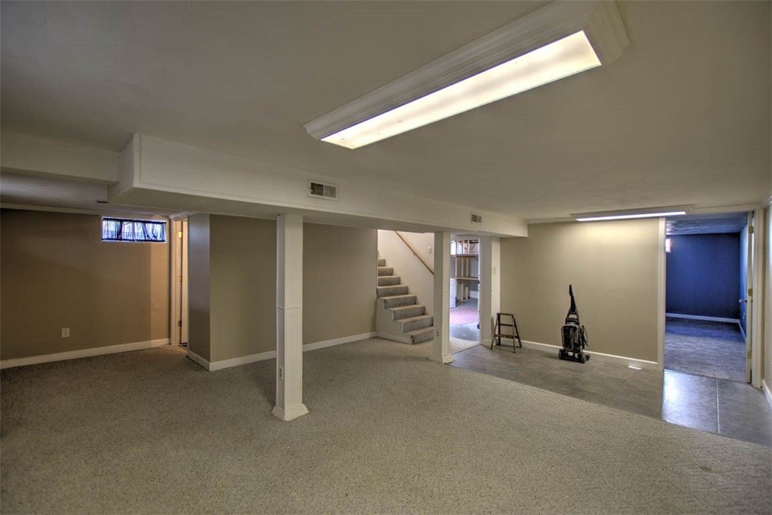 139 Wisconsin Drive Decatur, IL 62526 - Photo 21 of 29 Gallery Image 21