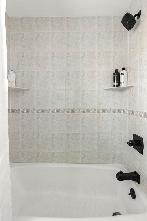 10 Richards Road Reading, MA 01867 - Photo 13 of 30 Gallery Image 13