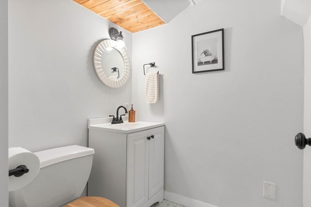 10 Richards Road Reading, MA 01867 - Photo 20 of 30 Gallery Image 20