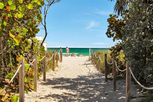 $489,000 | 5255 Collins Avenue, Unit 9B, Miami Beach, FL 33140