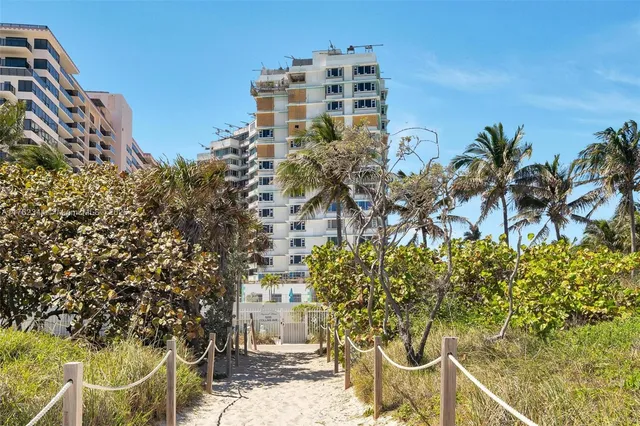 $489,000 | 5255 Collins Avenue, Unit 9B, Miami Beach, FL 33140