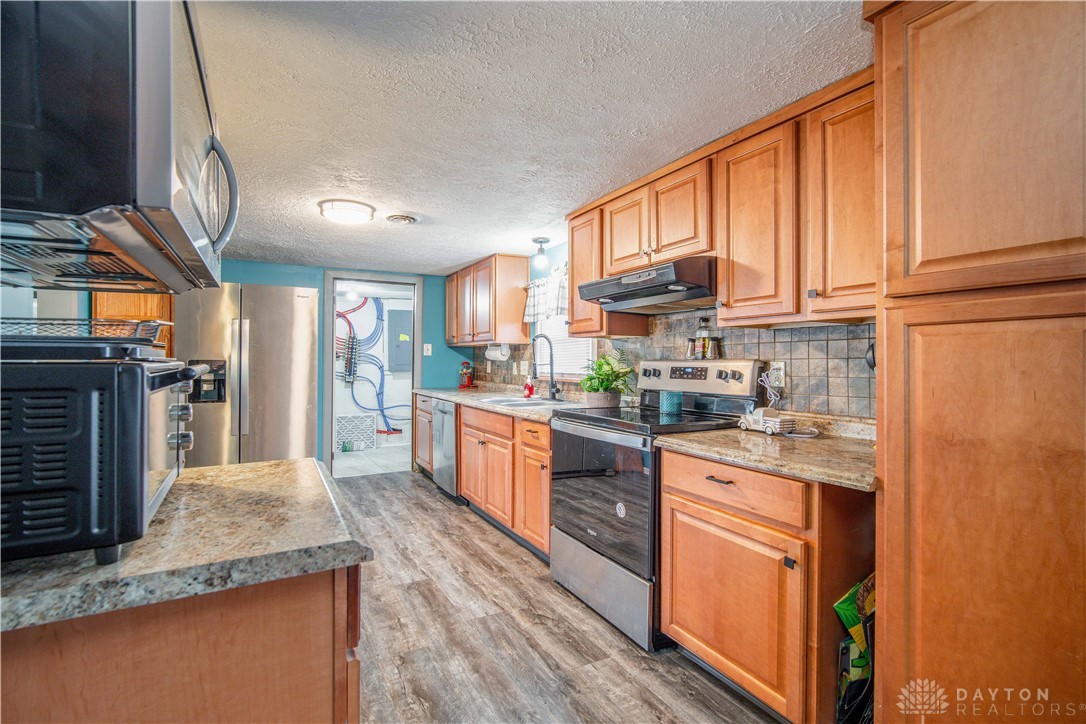 71 Ashbrook Road Clayton, OH 45415 - Photo 8 of 26 Gallery Image 8
