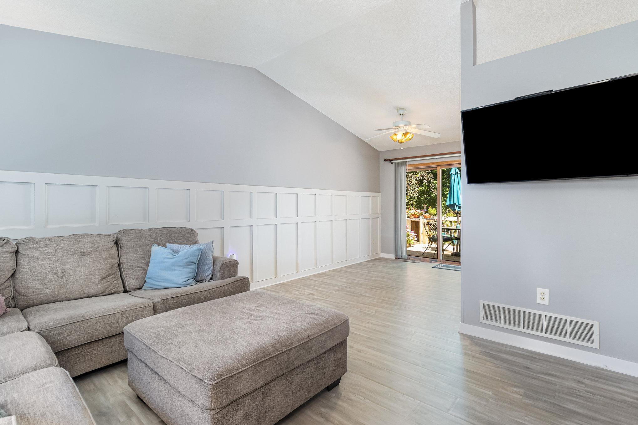 8345 Grace Court Victoria, MN 55386 - Photo 5 of 21