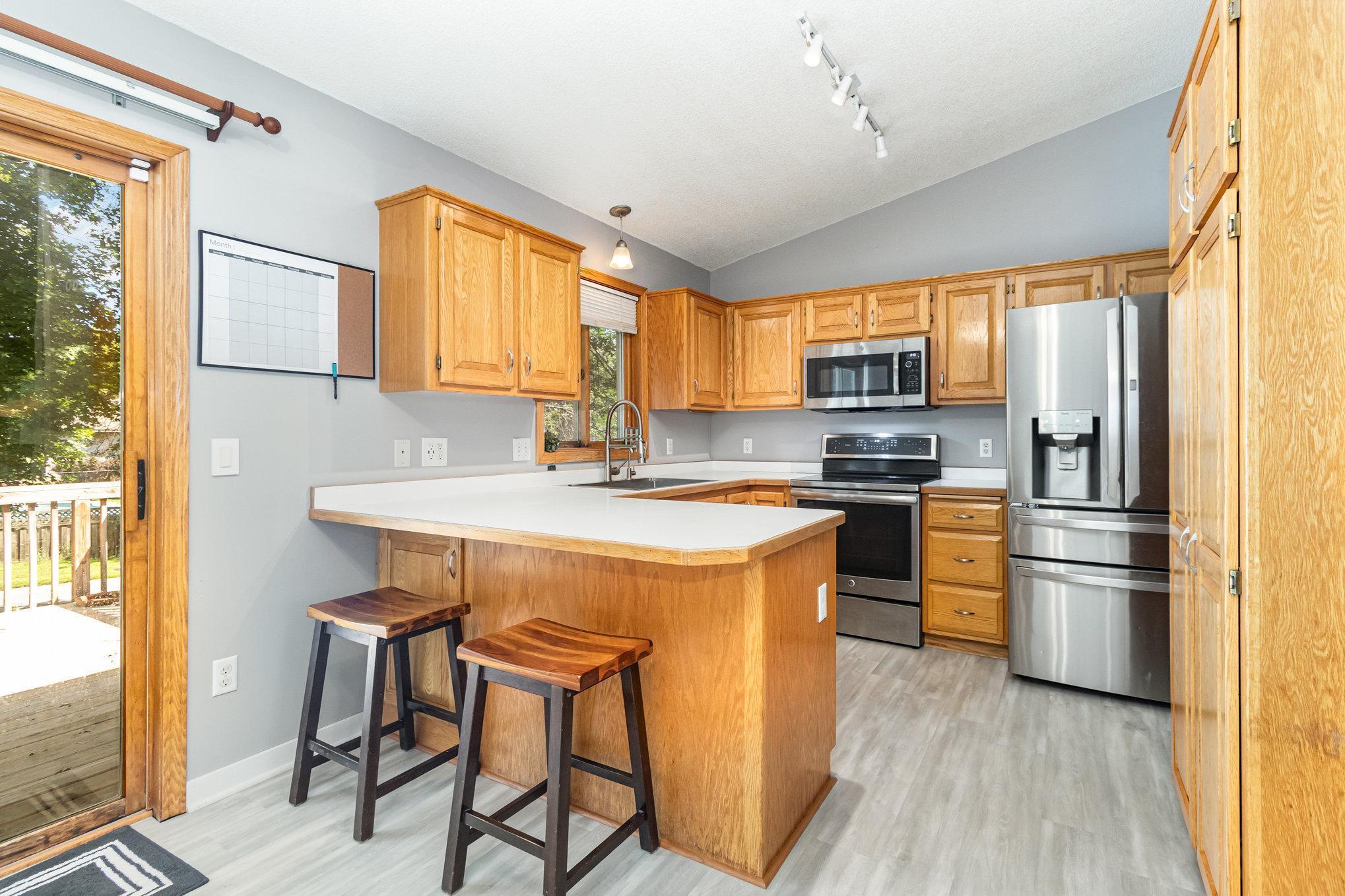 8345 Grace Court Victoria, MN 55386 - Photo 7 of 21