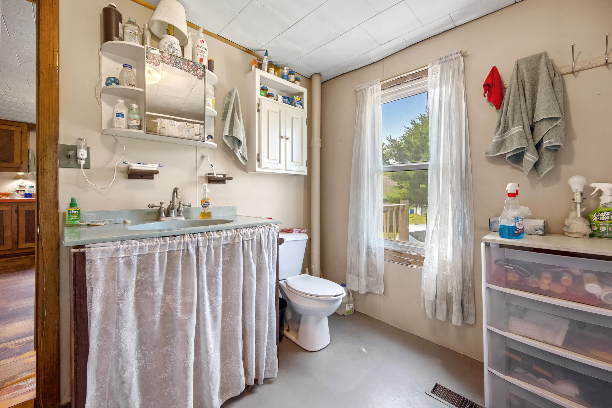 275 Pea Ridge Road Lincoln, ME 04457 - Photo 12 of 25 DSC_4513
