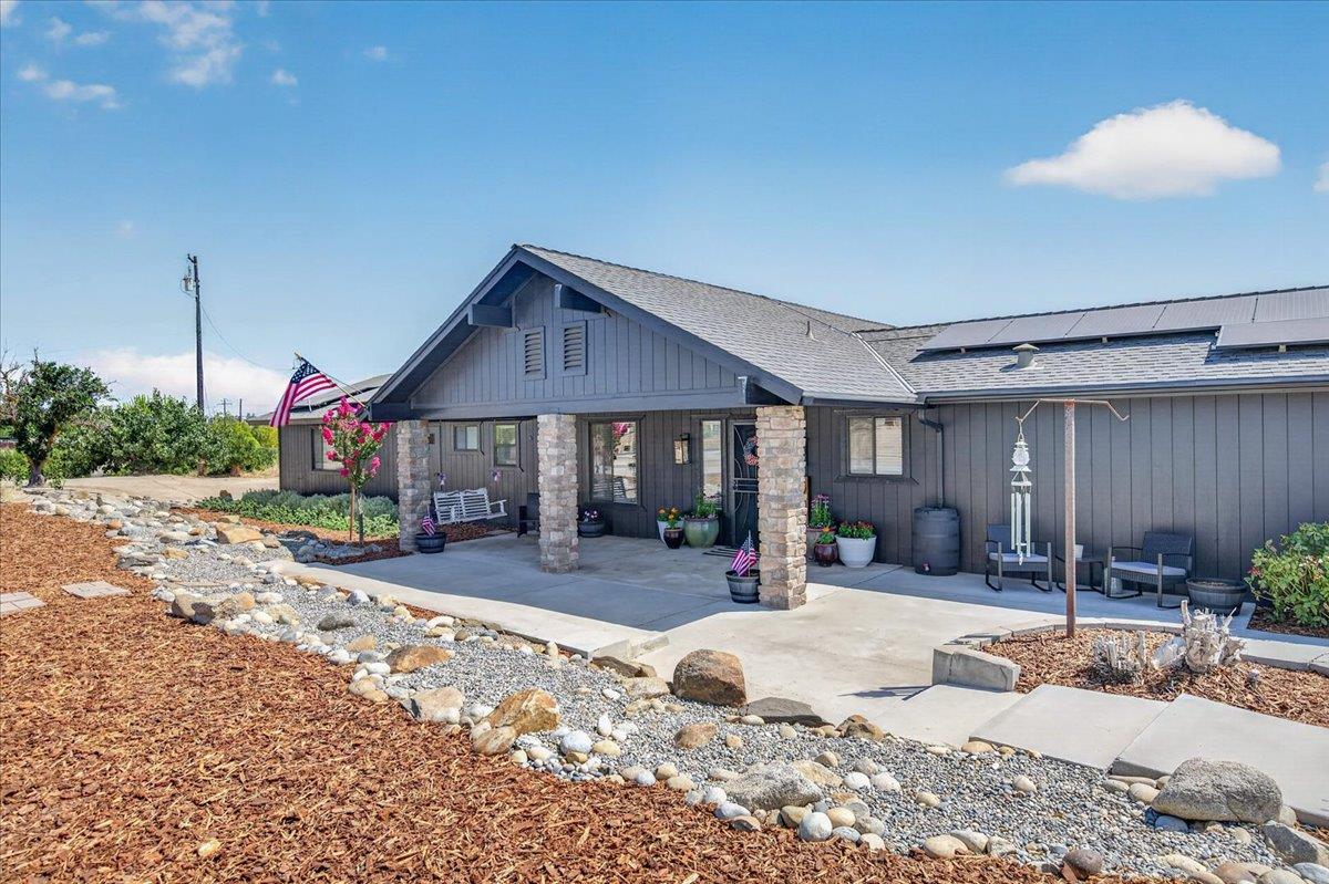 16935 Karen Road Madera, CA 93636 - Photo 3 of 41