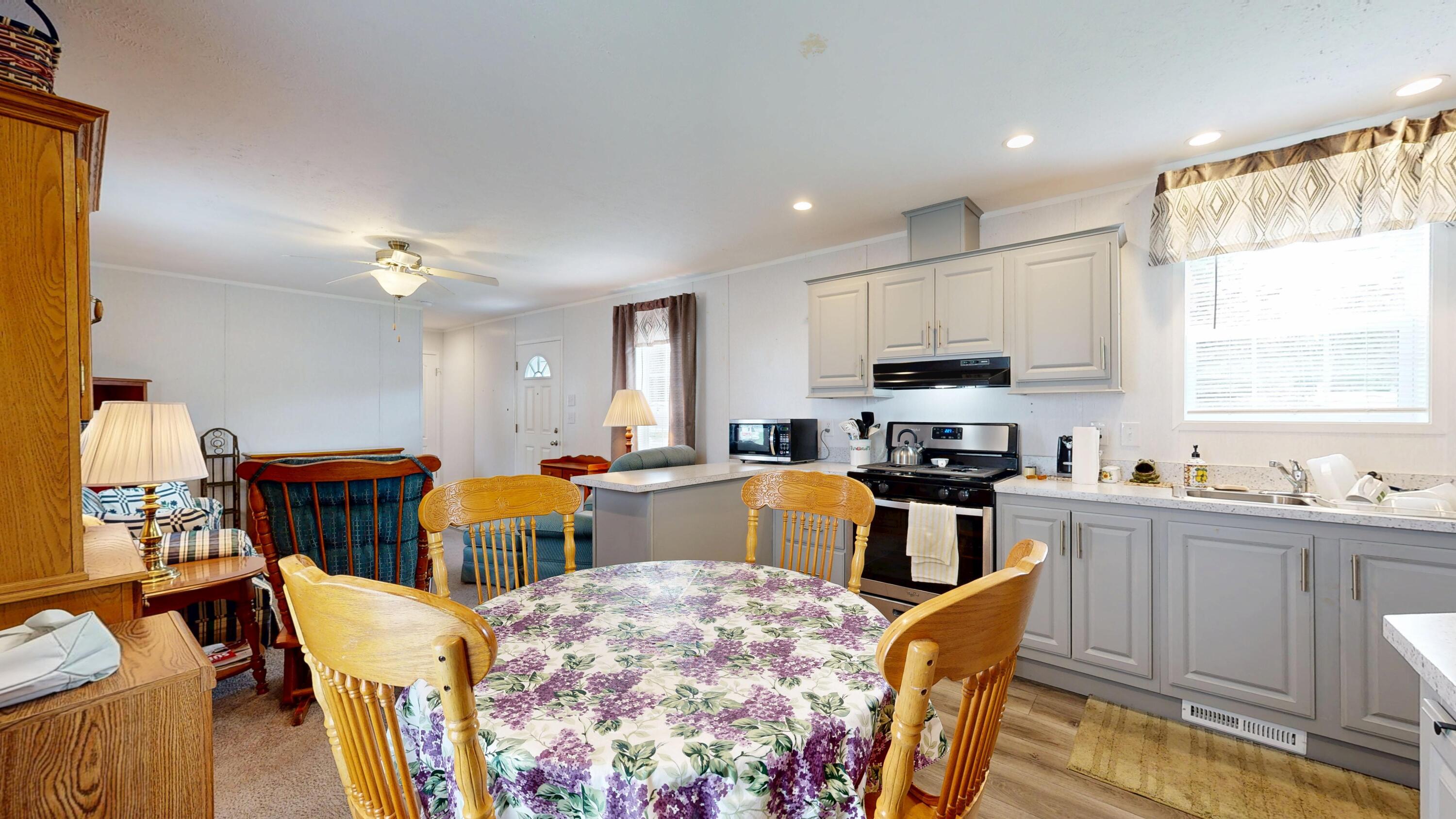 4 Sheldon Place Lewiston, ME 04240 - Photo 12 of 31 Kitchen