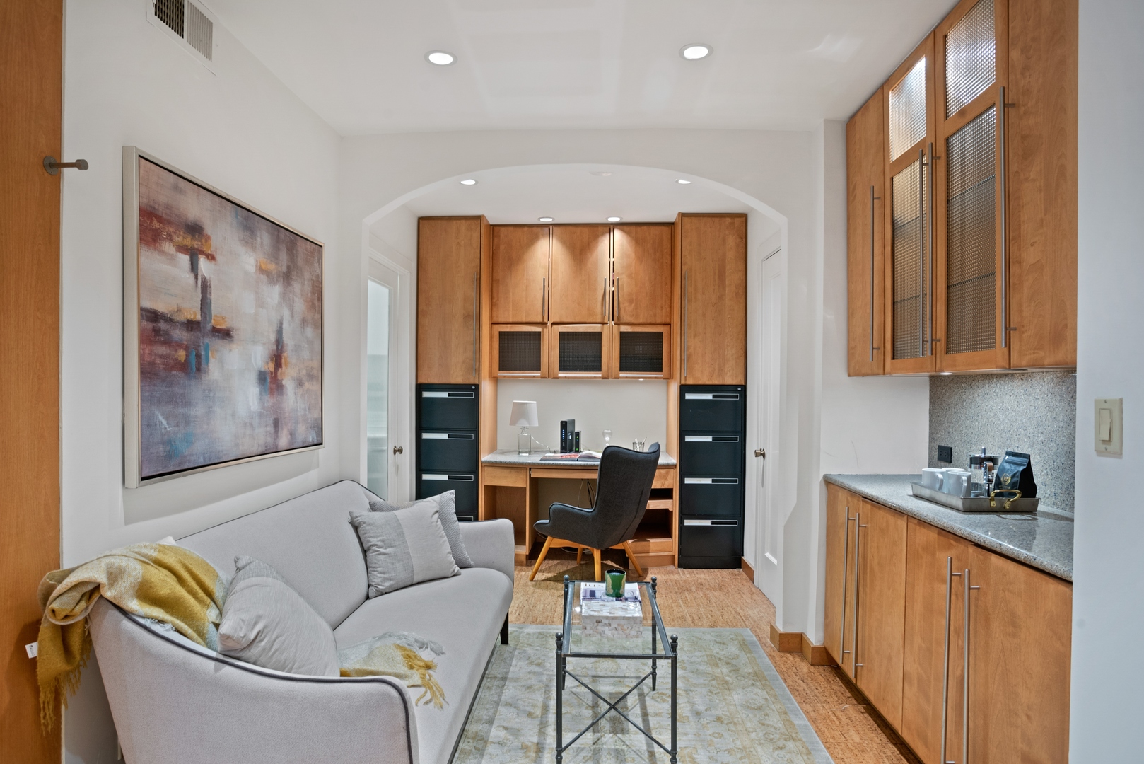 2440 North Lakeview Avenue, Unit 2B Chicago, IL 60614 - Photo 15 of 25