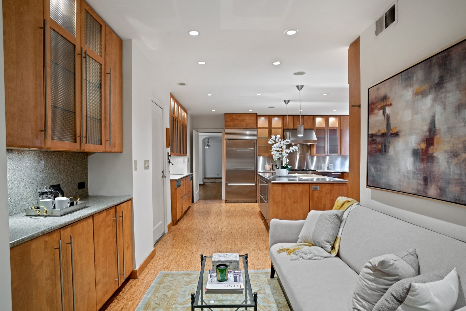 2440 North Lakeview Avenue, Unit 2B Chicago, IL 60614 - Photo 16 of 25