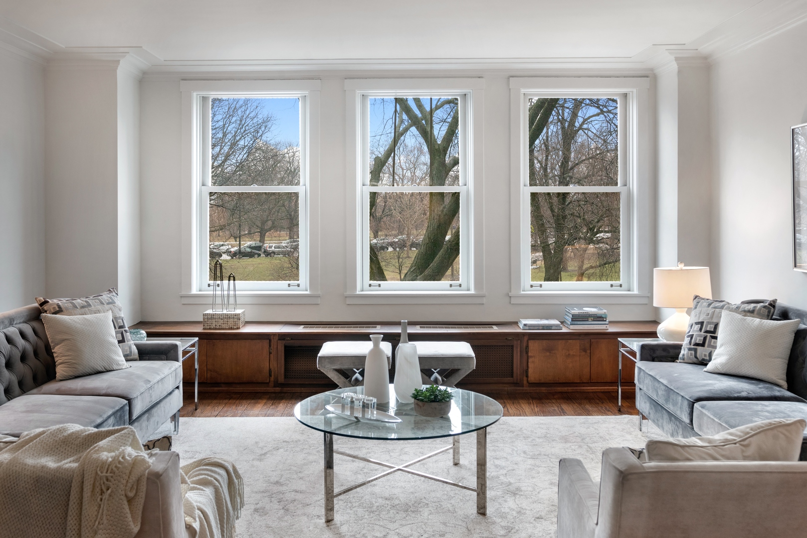 2440 North Lakeview Avenue, Unit 2B Chicago, IL 60614 - Photo 3 of 25