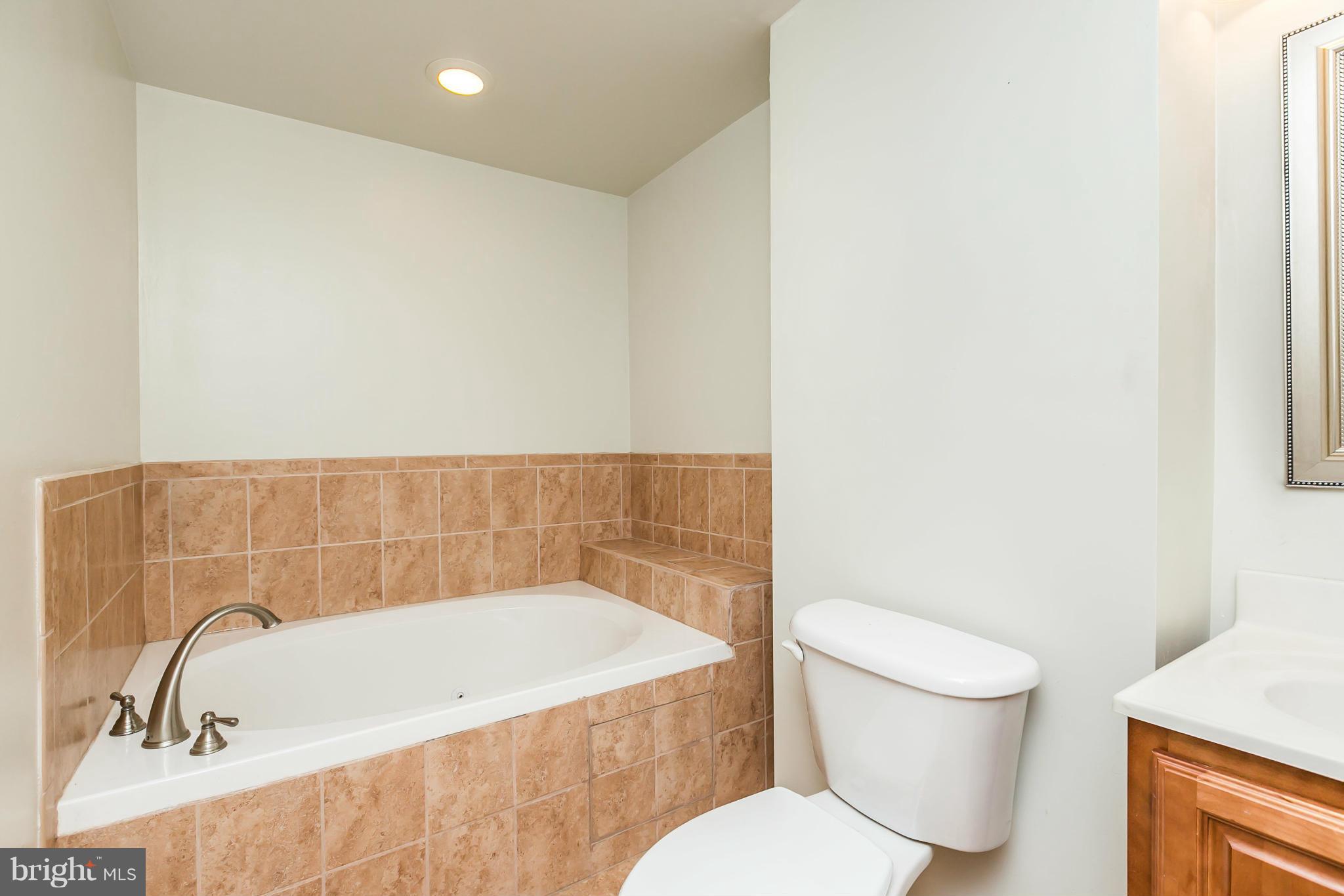 718 South Port Street Baltimore, MD 21224 - Photo 14 of 25 Master Bath 1