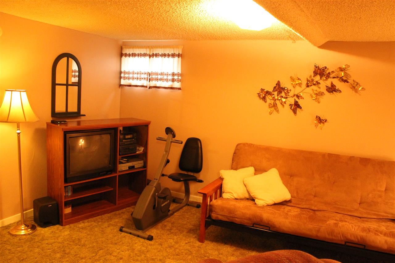504 North Vista Road Spokane Valley, WA 99212 - Photo 11 of 16 Gallery Image 11
