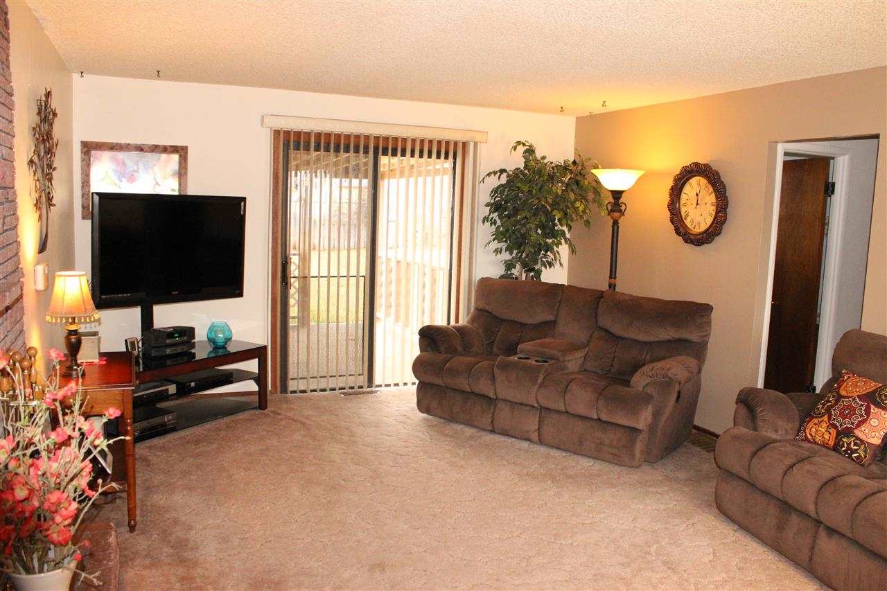504 North Vista Road Spokane Valley, WA 99212 - Photo 3 of 16 Gallery Image 3