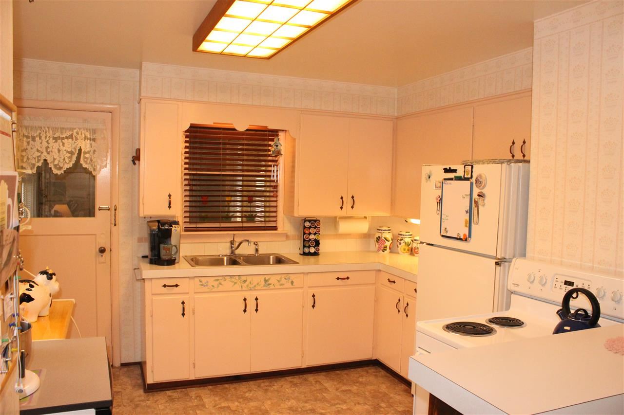 504 North Vista Road Spokane Valley, WA 99212 - Photo 5 of 16 Gallery Image 5