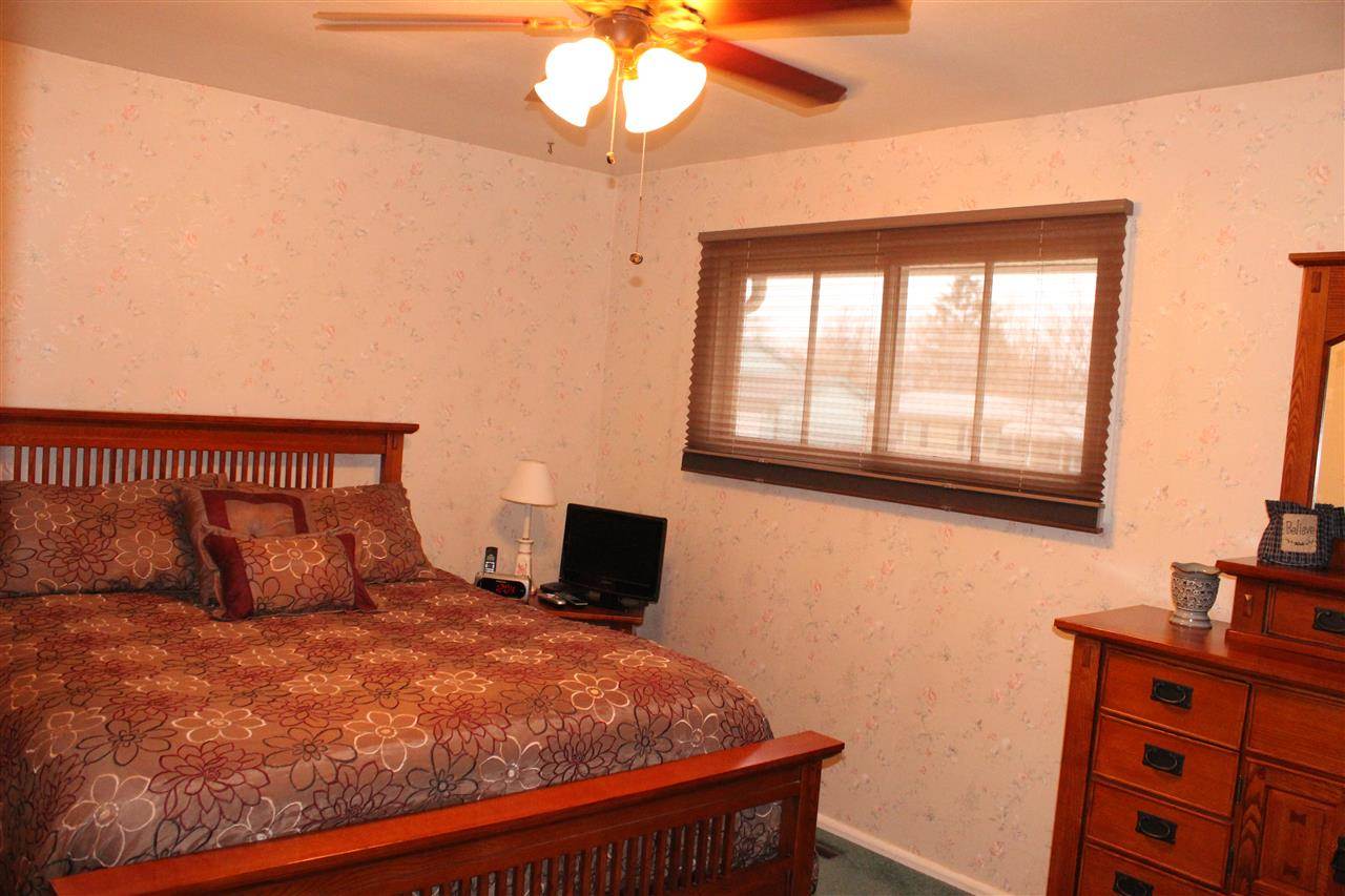 504 North Vista Road Spokane Valley, WA 99212 - Photo 8 of 16 Gallery Image 8