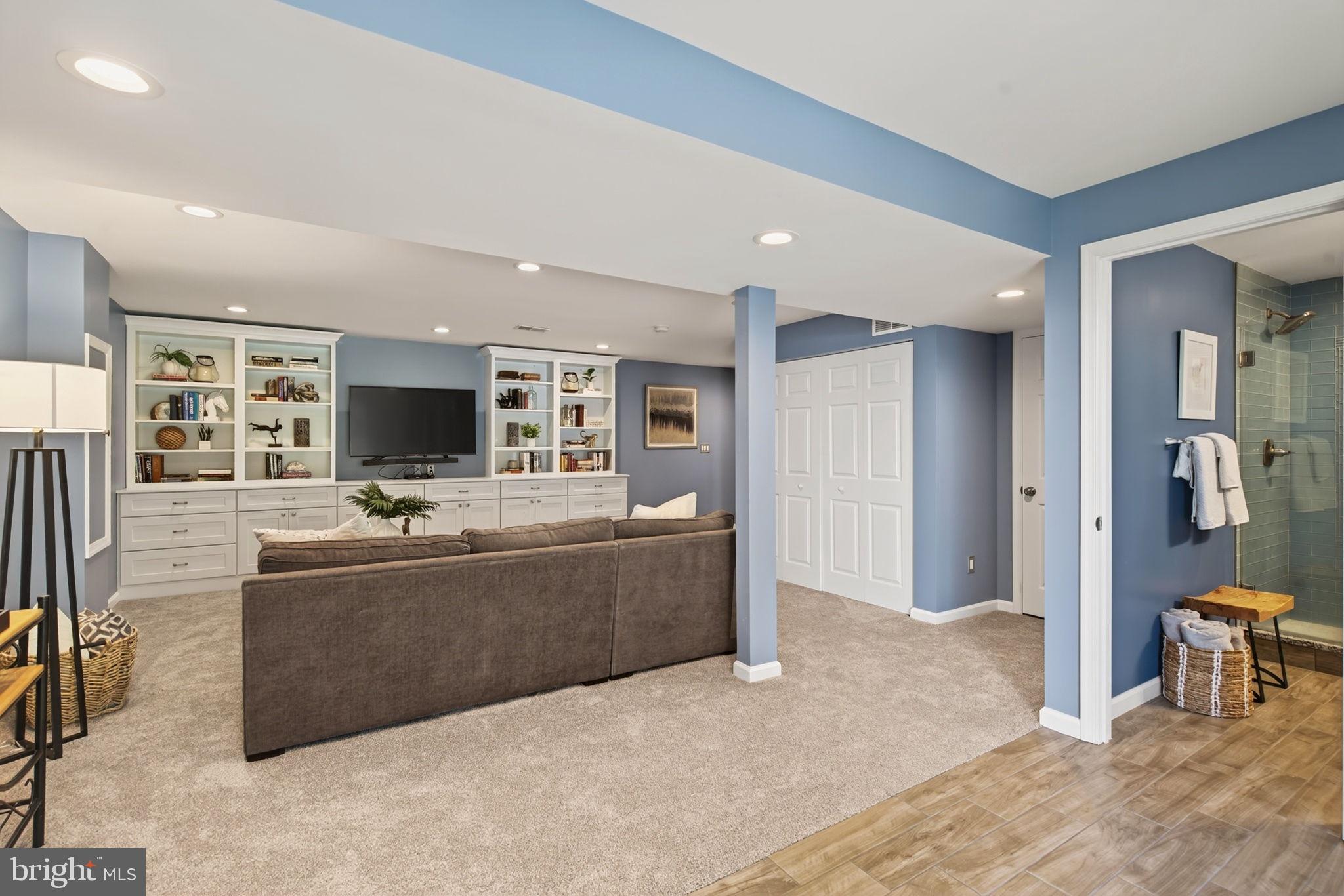 10114 Marshall Pond Road Burke, VA 22015 - Photo 36 of 49 Gallery Image 36