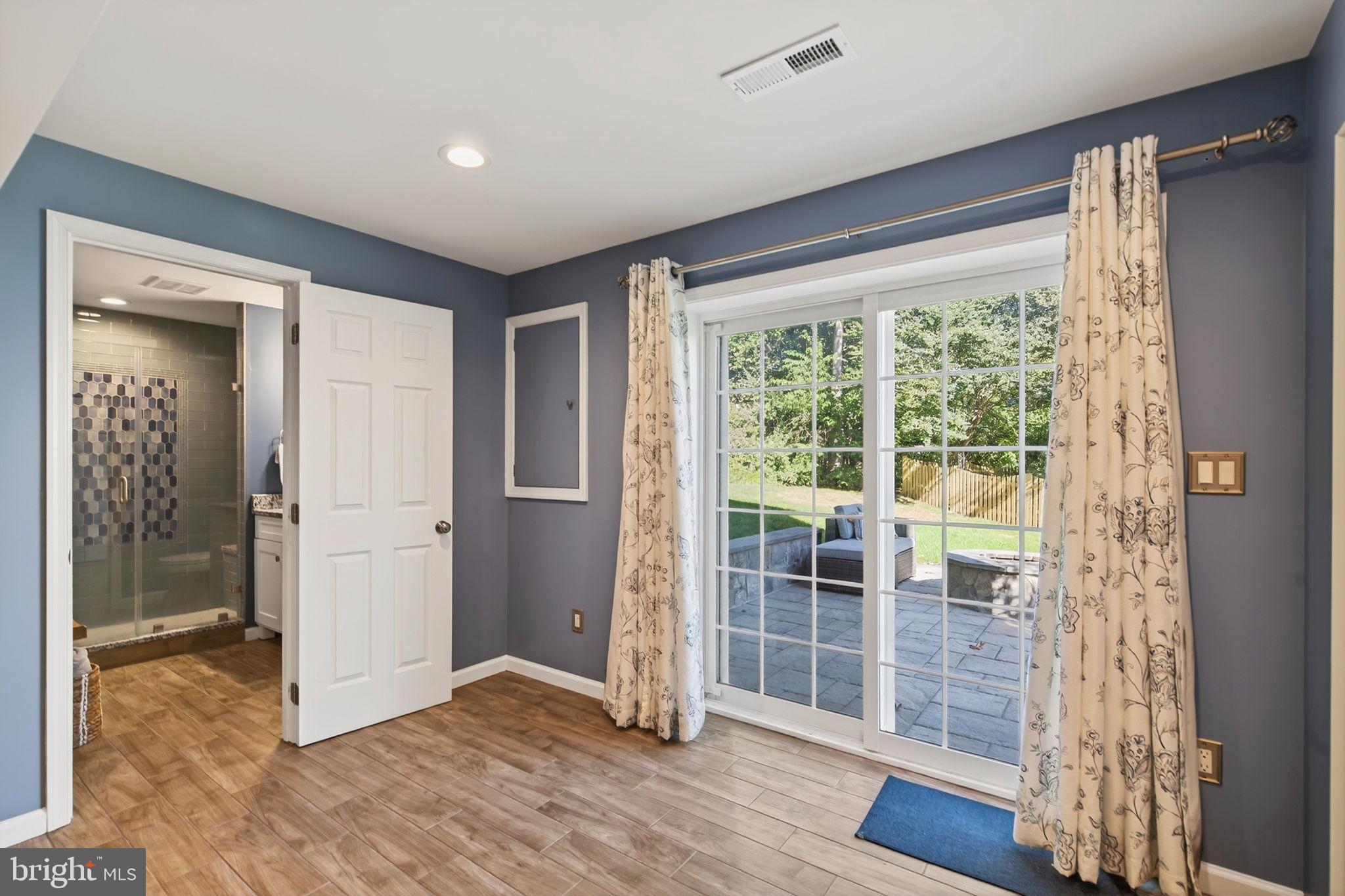 10114 Marshall Pond Road Burke, VA 22015 - Photo 37 of 49 Gallery Image 37