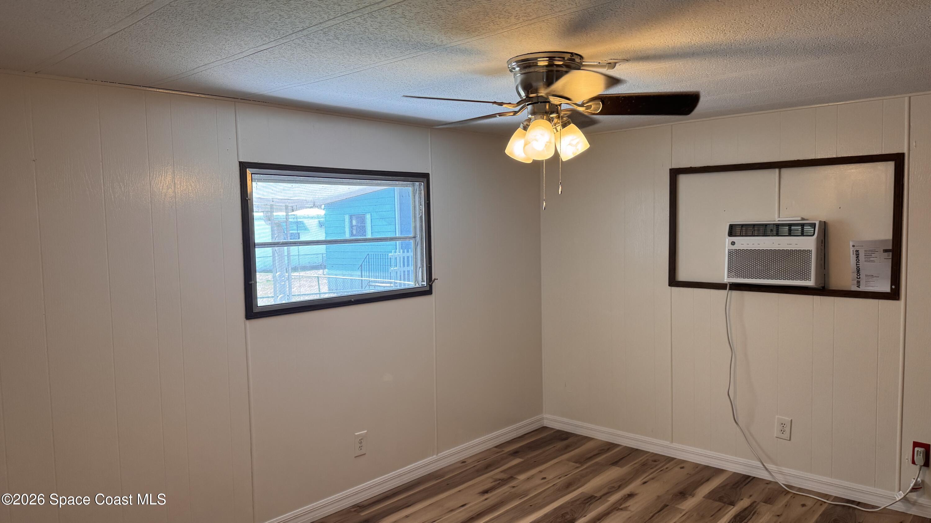 2522 Amberly Road Northeast Palm Bay, FL 32905 - Photo 9 of 13 IMG_1271