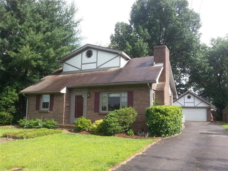 830 Crosshill Road Danville, KY 40422 - Photo 35 of 35 Front view of home