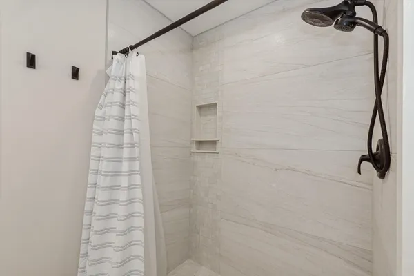 $349,900 | 4003 Evergreen Lane, Benton Harbor, MI 49022