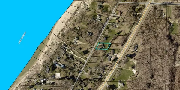 $349,900 | 4003 Evergreen Lane, Benton Harbor, MI 49022