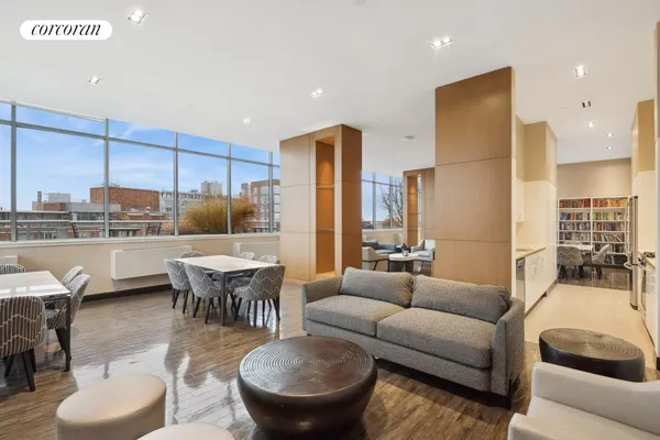 $875,000 | 425 Main Street, Unit 9M | Roosevelt Island