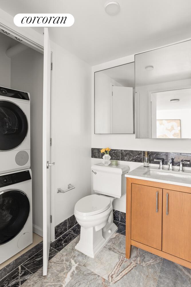 425 Main Street, Unit 9M Manhattan, NY 10044 - Photo 5 of 24