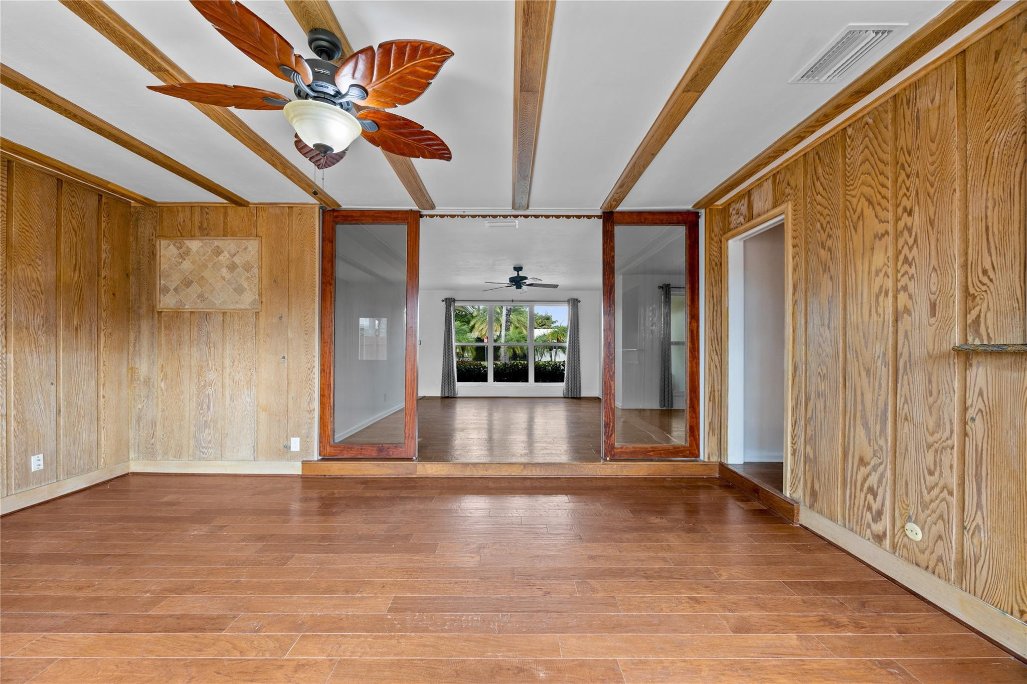 6543 Northeast 21st Road Fort Lauderdale, FL 33308 - Photo 34 of 38 a view of a interior of the house