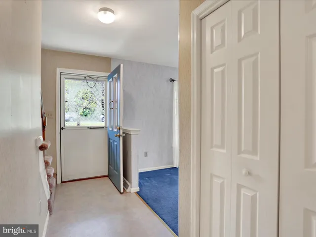 an empty room with closet