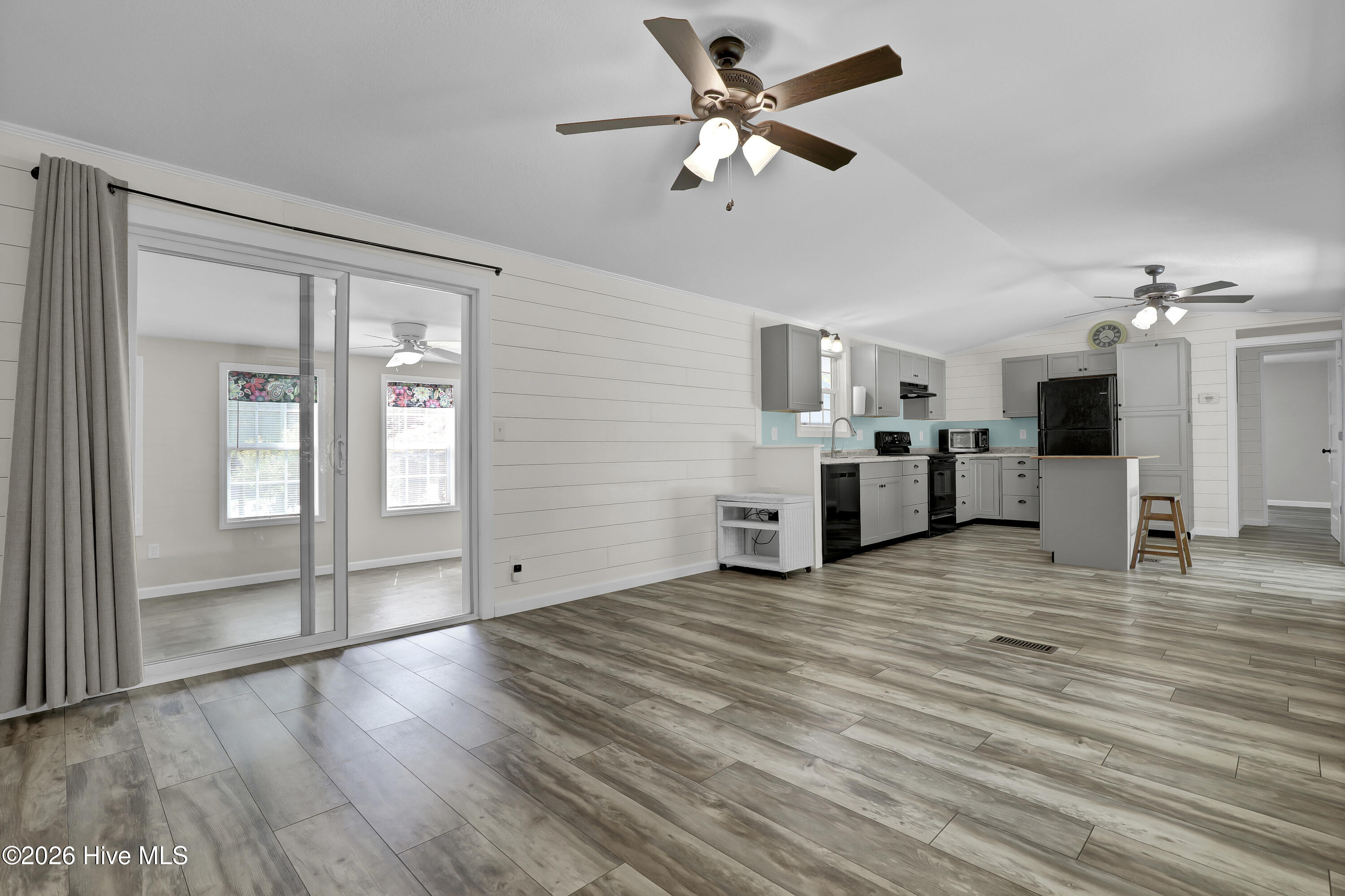 714 Cedar Avenue Hampstead, NC 28443 - Photo 18 of 30