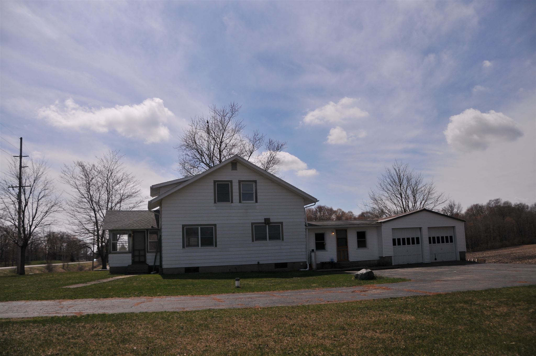17407 Thorn Road Culver, IN 46511 - Photo 3 of 22 Gallery Image 3