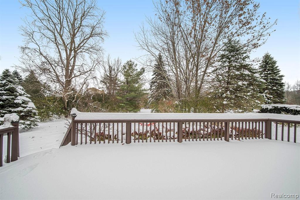 6627 Ridgewood Court Clarkston, MI 48348 - Photo 30 of 38