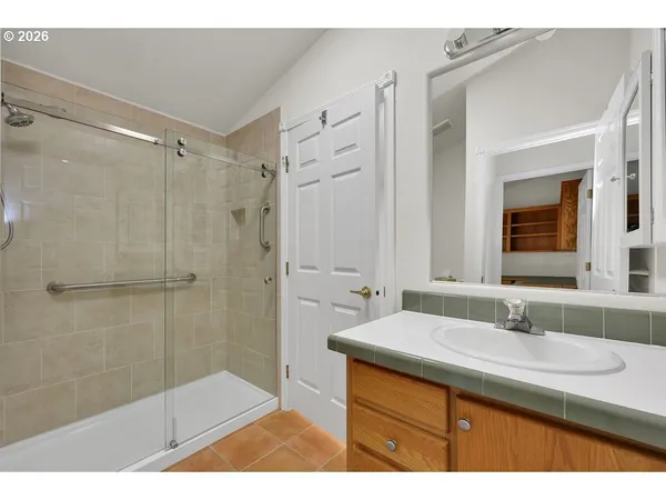 $450,000 | 301 Manzanita Drive, Florence, OR 97439