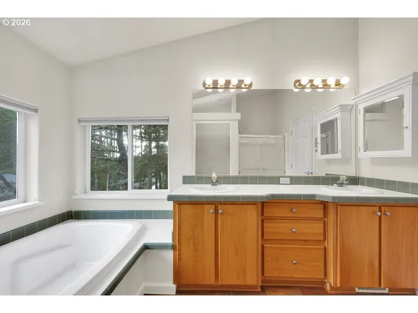 $450,000 | 301 Manzanita Drive, Florence, OR 97439