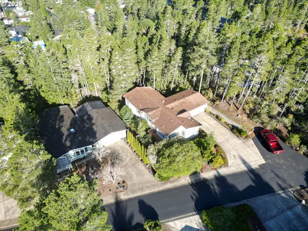 $450,000 | 301 Manzanita Drive, Florence, OR 97439