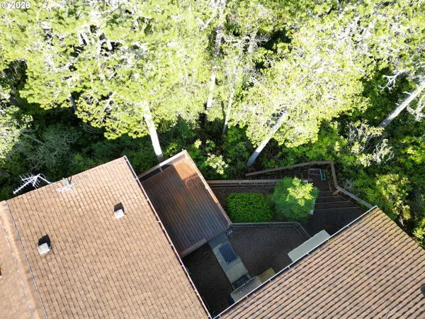 $450,000 | 301 Manzanita Drive, Florence, OR 97439