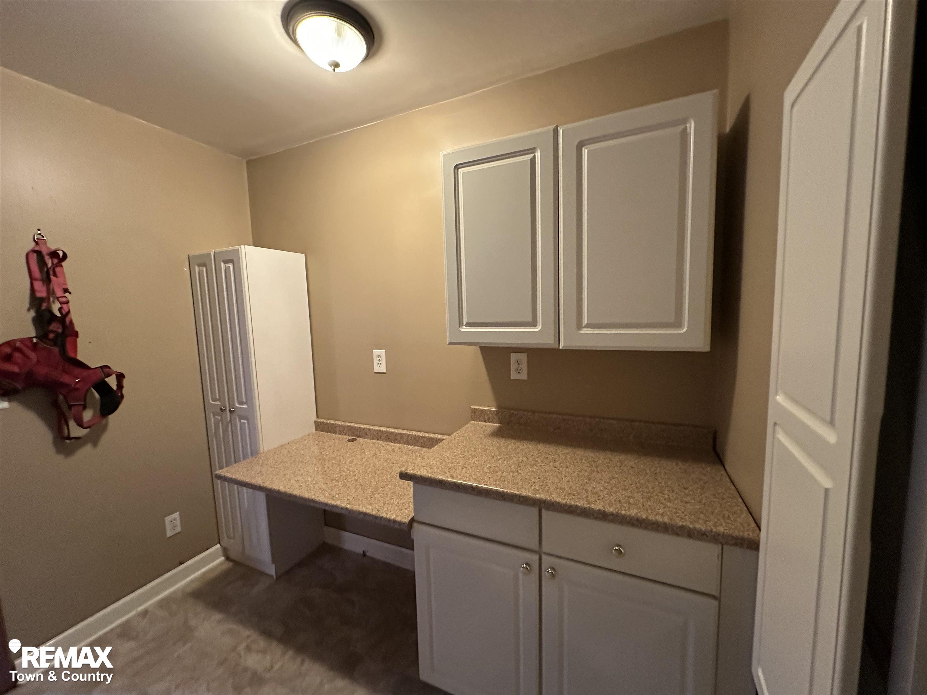 6484 Kelly Road Flushing, MI 48433 - Photo 16 of 37 50163162-deae473a-538d-497d-a23b-a685954a7e96.JPG