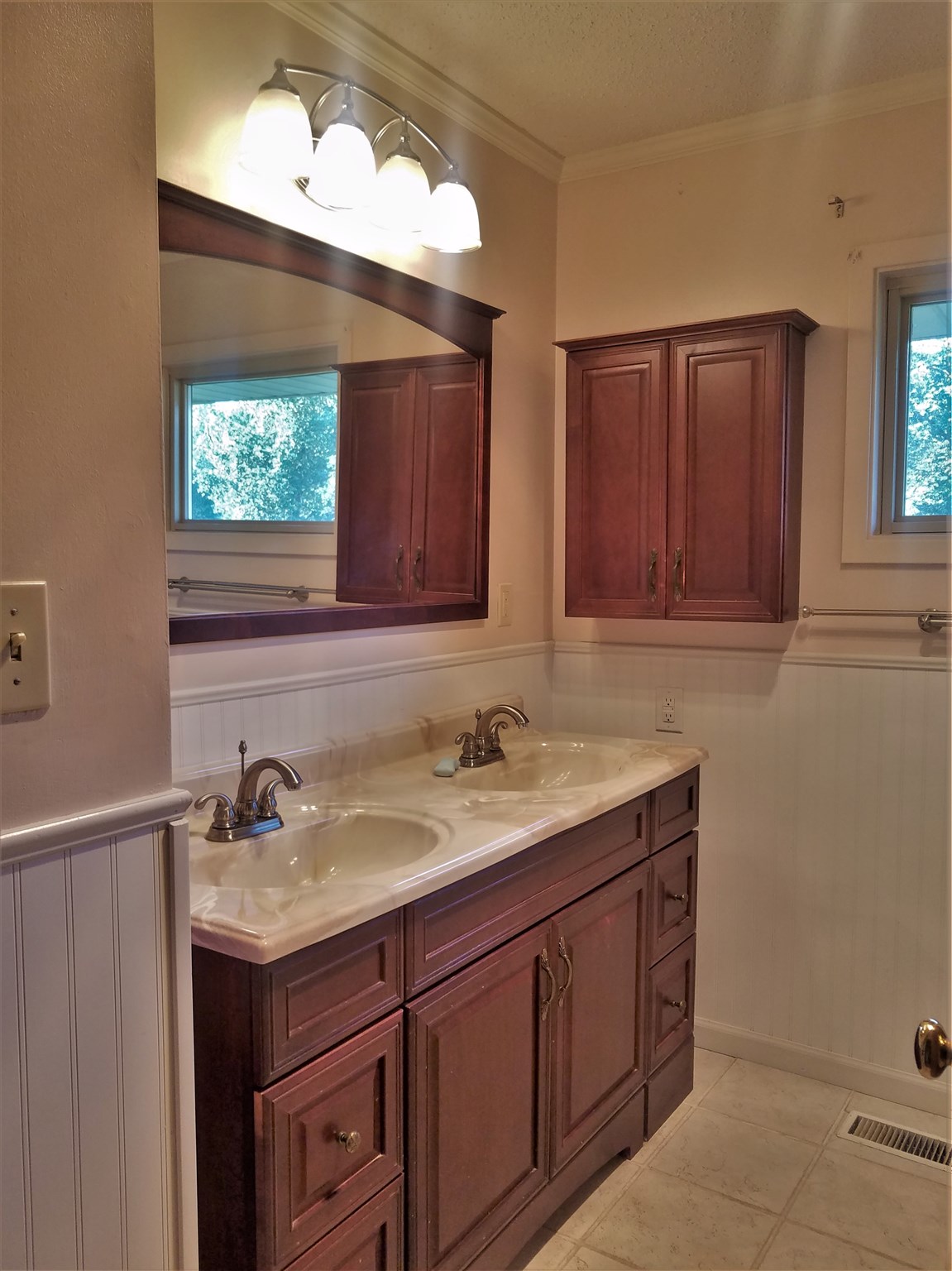 105 Green Acres Road Washington, IN 47501 - Photo 14 of 19 Gallery Image 14
