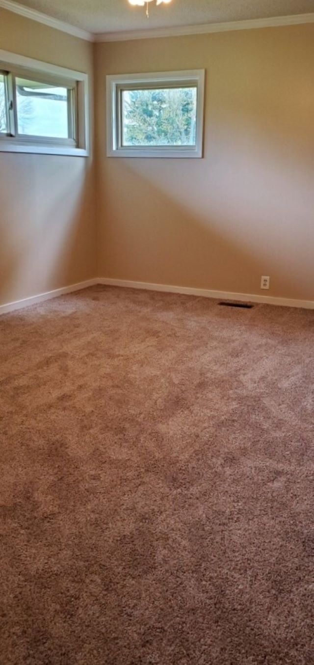 105 Green Acres Road Washington, IN 47501 - Photo 7 of 19 Gallery Image 7