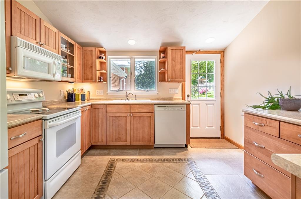 122 Washington Road Pittsburgh, PA 15221 - Photo 12 of 25 Gallery Image 12