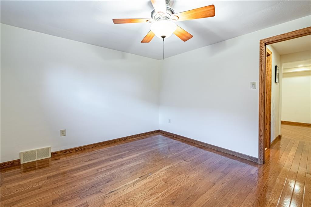 122 Washington Road Pittsburgh, PA 15221 - Photo 18 of 25 Gallery Image 18