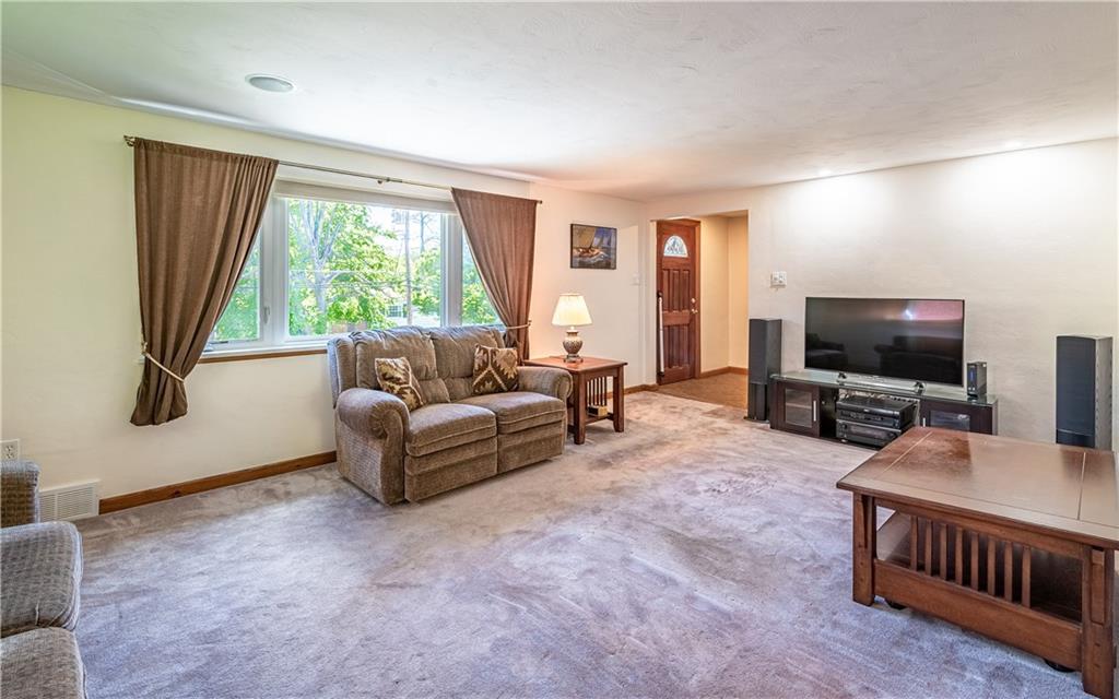 122 Washington Road Pittsburgh, PA 15221 - Photo 6 of 25 Gallery Image 6