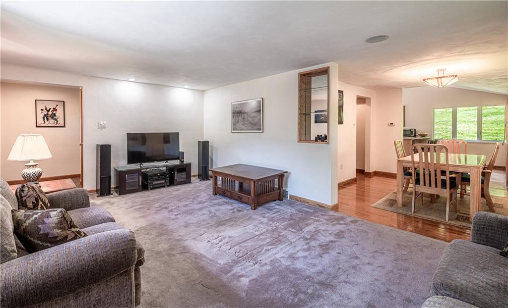 122 Washington Road Pittsburgh, PA 15221 - Photo 7 of 25 Gallery Image 7