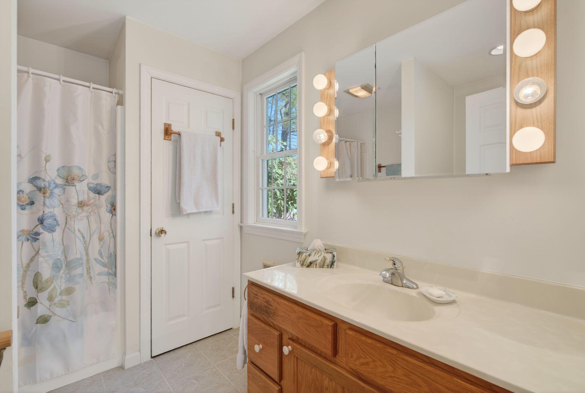 20 Valleybrook Road Ogunquit, ME 03907 - Photo 16 of 40 35_DSC01579
